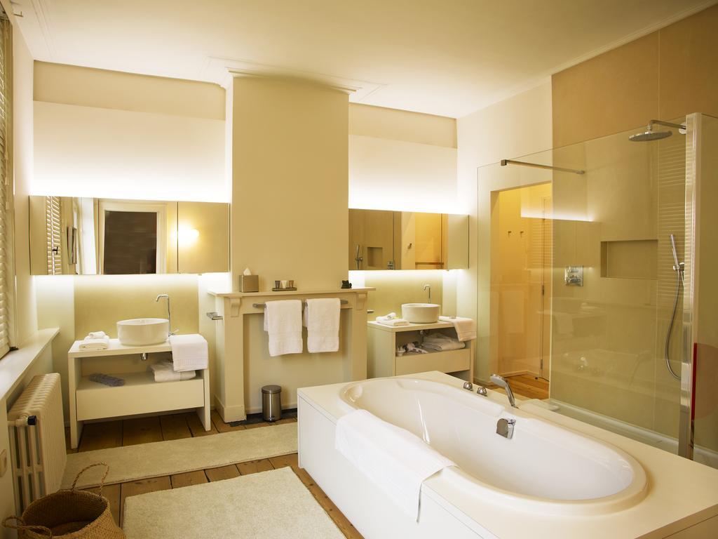 B&B Alphabet - Luxury Guesthouse And Art Gallery Bruggy Pokoj fotografie